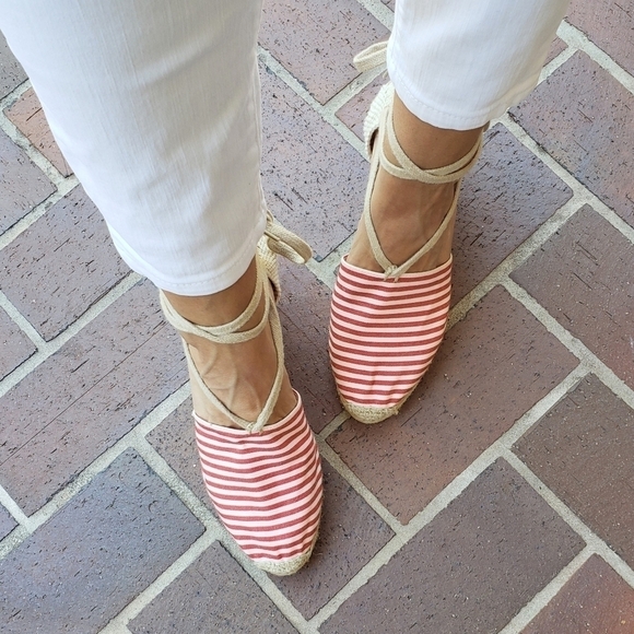 Andre Assous Striped Wedge Lace Up Espadrille Red White Size 10 New - Picture 5 of 13